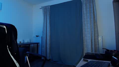 JULiUS   online show from 12-22-24, 02:39