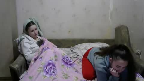 Snapshot of juliya_katie chatting on 12-11-24, 09:23 Juliya Katie online show from 12-11-24, 09:23