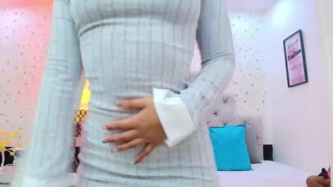 Julieta Reyes   online show from 01-13-26, 11:59