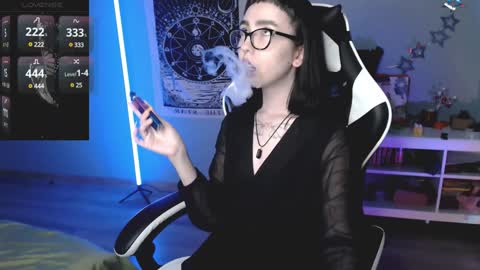 Baroness Von Cringe online show from 12-06-24, 04:17