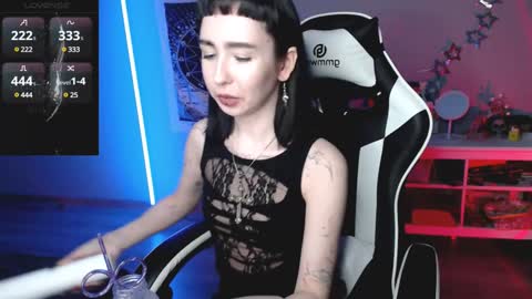 Baroness Von Cringe online show from 01-17-25, 06:44