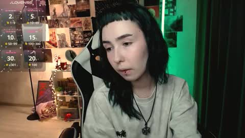 Baroness Von Cringe online show from 10-05-25, 01:20