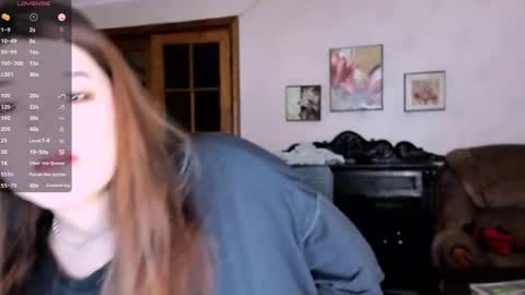 Snapshot of july_slowdive chatting on 03-07-25, 07:30 Julie online show from 03-07-25, 07:30