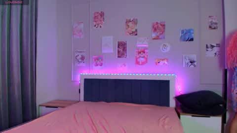 Kira online show from 01-06-26, 06:22