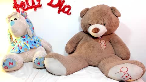 Snapshot of junbootix chatting on 09-29-25, 04:45 ANGELINA indepen camgrl  online show from 09-29-25, 04:45