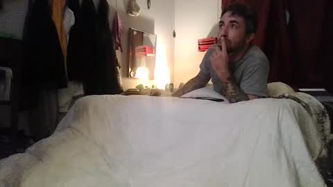 juneswallows online show from 11-30-25, 09:35