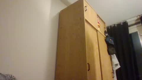 jungel_boy online show from 09-18-25, 06:32