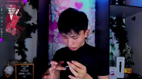 Snapshot of juniior0_0 chatting on 02-21-25, 12:16 Junior online show from 02-21-25, 12:16