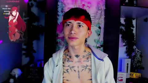 Snapshot of juniior0_0 chatting on 02-27-25, 12:32 Junior online show from 02-27-25, 12:32