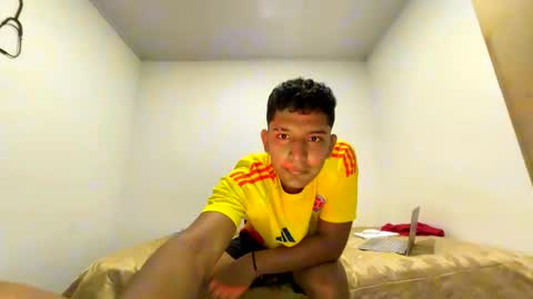 junior_osorio_2 online show from 01-14-26, 03:45