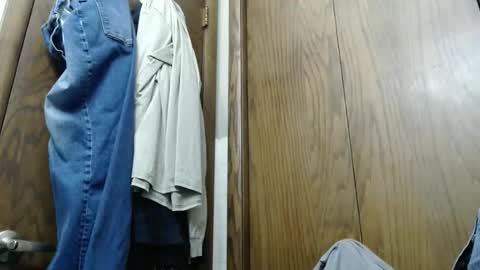 Snapshot of junk_yard_dog chatting on 11-08-25, 02:06 Dave online show from 11-08-25, 02:06