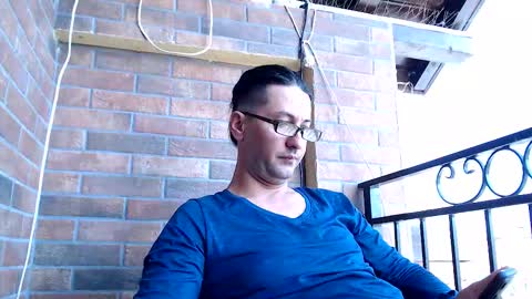 Snapshot of junkiecouple chatting on 10-05-25, 10:13 junkiecouple online show from 10-05-25, 10:13