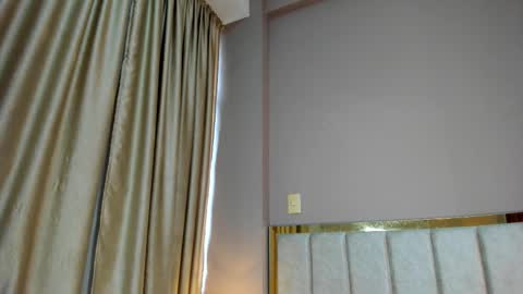 Jupiter Fox online show from 11-30-25, 02:32