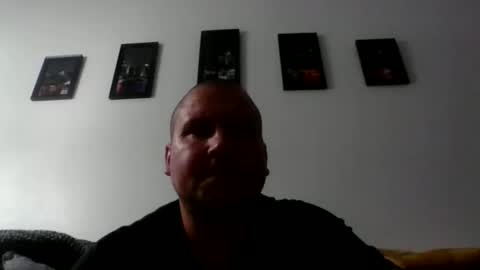 Snapshot of just1more5 chatting on 10-11-25, 03:06 just1more5 online show from 10-11-25, 03:06