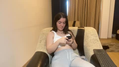 Snapshot of just_alexx12 chatting on 01-18-25, 09:45 just_alexx12 online show from 01-18-25, 09:45