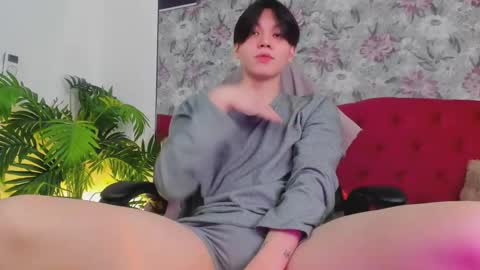 Snapshot of just_gay_ chatting on 03-05-25, 01:17 just_gay_ online show from 03-05-25, 01:17