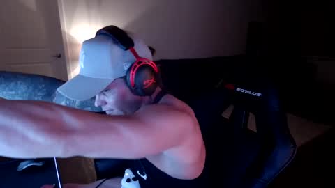 Snapshot of just_jayyyyy chatting on 01-06-25, 01:20 BlueEyedJayy online show from 01-06-25, 01:20