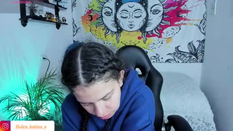 Snapshot of just_katiex chatting on 11-20-25, 01:11 Sofia online show from 11-20-25, 01:11