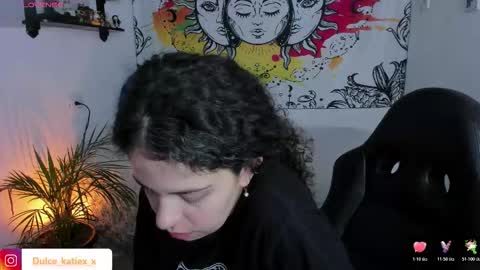 Snapshot of just_katiex chatting on 12-02-25, 06:14 Sofia online show from 12-02-25, 06:14