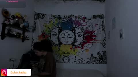 Snapshot of just_katiex chatting on 12-14-25, 12:10 Sofia online show from 12-14-25, 12:10