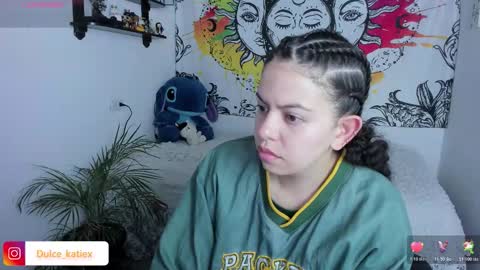 Snapshot of just_katiex chatting on 12-20-25, 12:12 Sofia online show from 12-20-25, 12:12