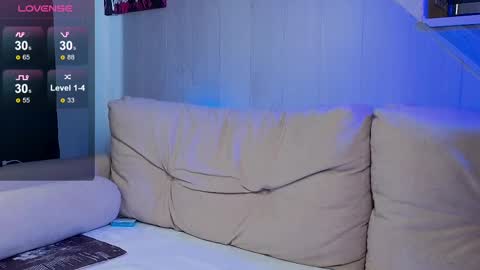 Samuel online show from 03-04-25, 01:49