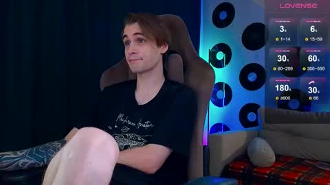 Samuel online show from 10-12-25, 03:33