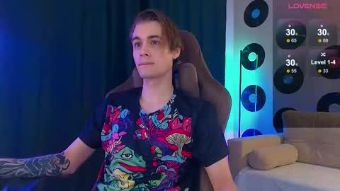 Samuel online show from 10-25-25, 03:18