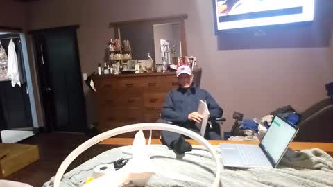 Snapshot of justaskforbiga chatting on 02-20-25, 12:52 Tohiptwoquit online show from 02-20-25, 12:52