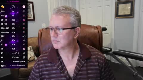 Michael online show from 10-27-25, 04:44