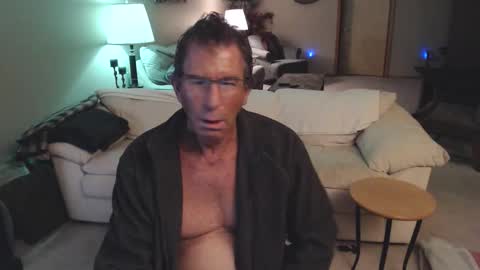 DD online show from 11-26-25, 10:05