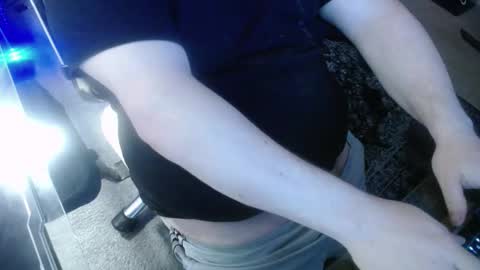 Snapshot of justchillinhey5776 chatting on 10-17-25, 01:09 Rick online show from 10-17-25, 01:09