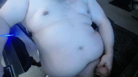 Snapshot of justchillinhey5776 chatting on 10-25-25, 01:24 Rick online show from 10-25-25, 01:24