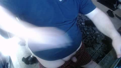 Snapshot of justchillinhey5776 chatting on 10-31-25, 12:00 Rick online show from 10-31-25, 12:00