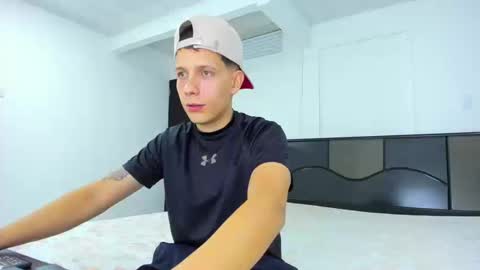 justin_biker online show from 09-16-25, 12:00