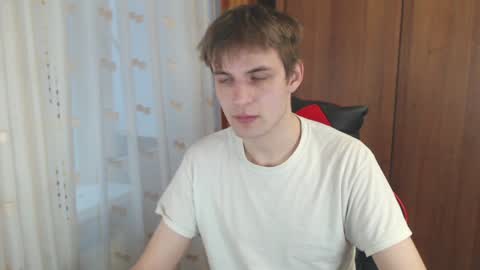 Snapshot of justin_hellboy chatting on 12-30-24, 09:16 Justin online show from 12-30-24, 09:16