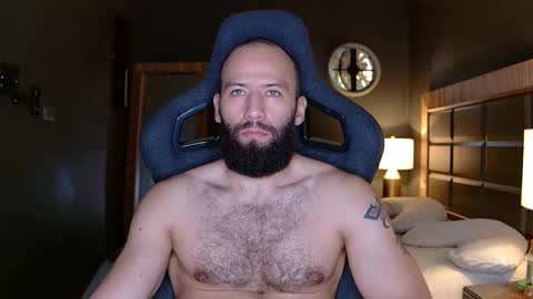 Snapshot of justin_hton chatting on 11-08-25, 01:22 Justin online show from 11-08-25, 01:22