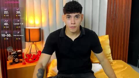 Snapshot of justin_mack_ chatting on 11-25-25, 07:36 Justin online show from 11-25-25, 07:36