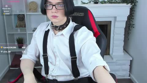 Snapshot of justin_twinkboy chatting on 12-06-24, 03:33 JUSTIN online show from 12-06-24, 03:33
