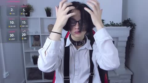 Snapshot of justin_twinkboy chatting on 12-08-24, 12:19 JUSTIN online show from 12-08-24, 12:19