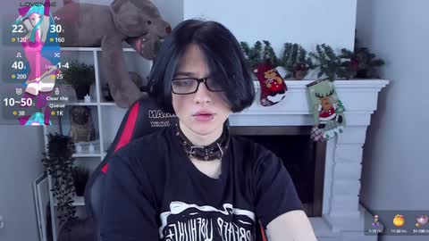 Snapshot of justin_twinkboy chatting on 12-27-24, 08:07 JUSTIN online show from 12-27-24, 08:07