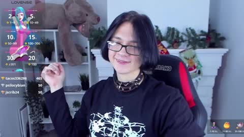 Snapshot of justin_twinkboy chatting on 01-03-25, 11:33 JUSTIN online show from 01-03-25, 11:33