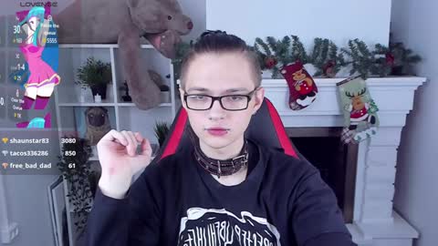 Snapshot of justin_twinkboy chatting on 01-05-25, 02:27 JUSTIN online show from 01-05-25, 02:27