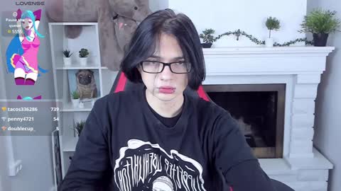 Snapshot of justin_twinkboy chatting on 01-12-25, 02:03 JUSTIN online show from 01-12-25, 02:03