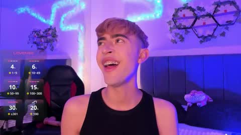 Snapshot of justinbe_ chatting on 09-13-25, 11:43 Justin online show from 09-13-25, 11:43