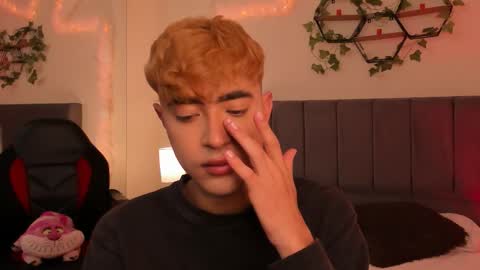 Snapshot of justinbe_ chatting on 09-22-25, 11:23 Justin online show from 09-22-25, 11:23