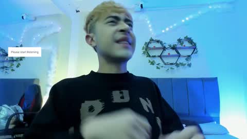 Snapshot of justinbe_ chatting on 11-07-25, 11:21 Justin online show from 11-07-25, 11:21