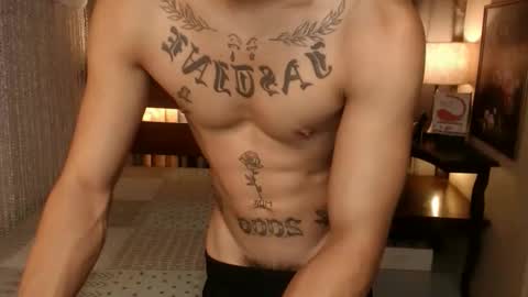 justine_hunk online show from 12-18-25, 03:34