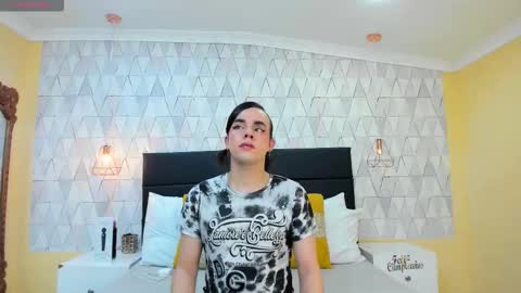 Justine online show from 10-17-25, 03:20