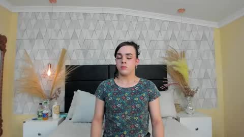 Snapshot of justineperry chatting on 02-02-26, 03:27 Justine online show from 02-02-26, 03:27